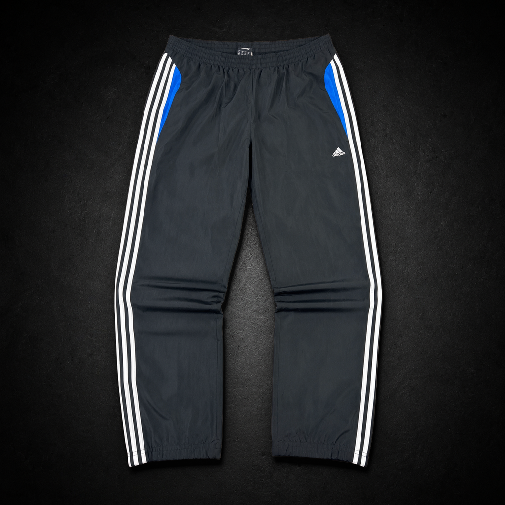 Adidas Tracksuit (L)