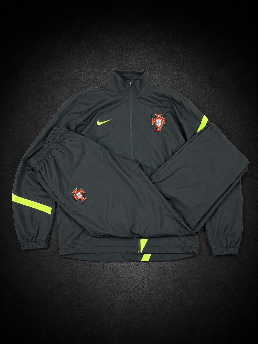 Nike Portugal Tracksuit (L)