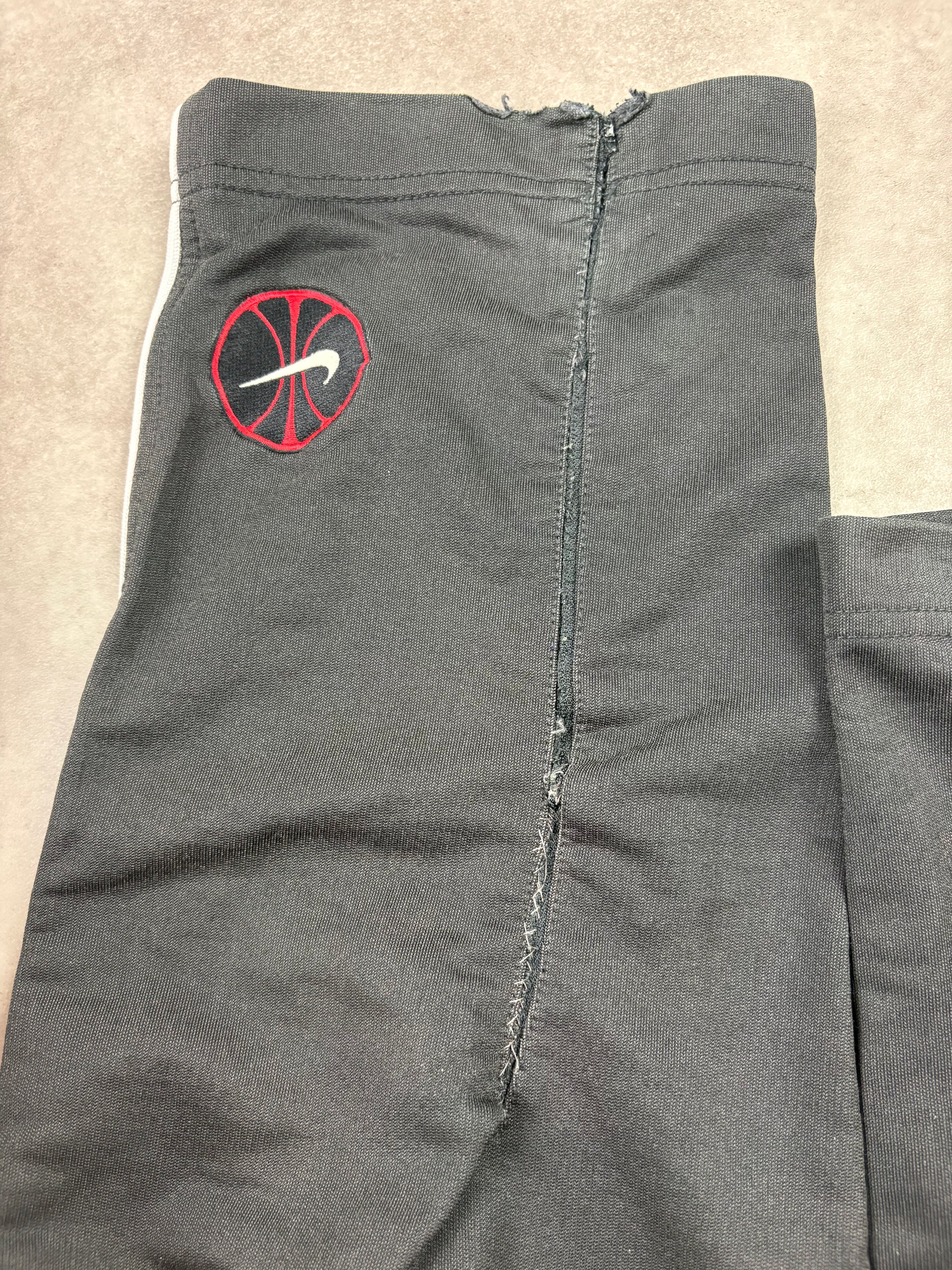 Nike Tracksuit (XL)