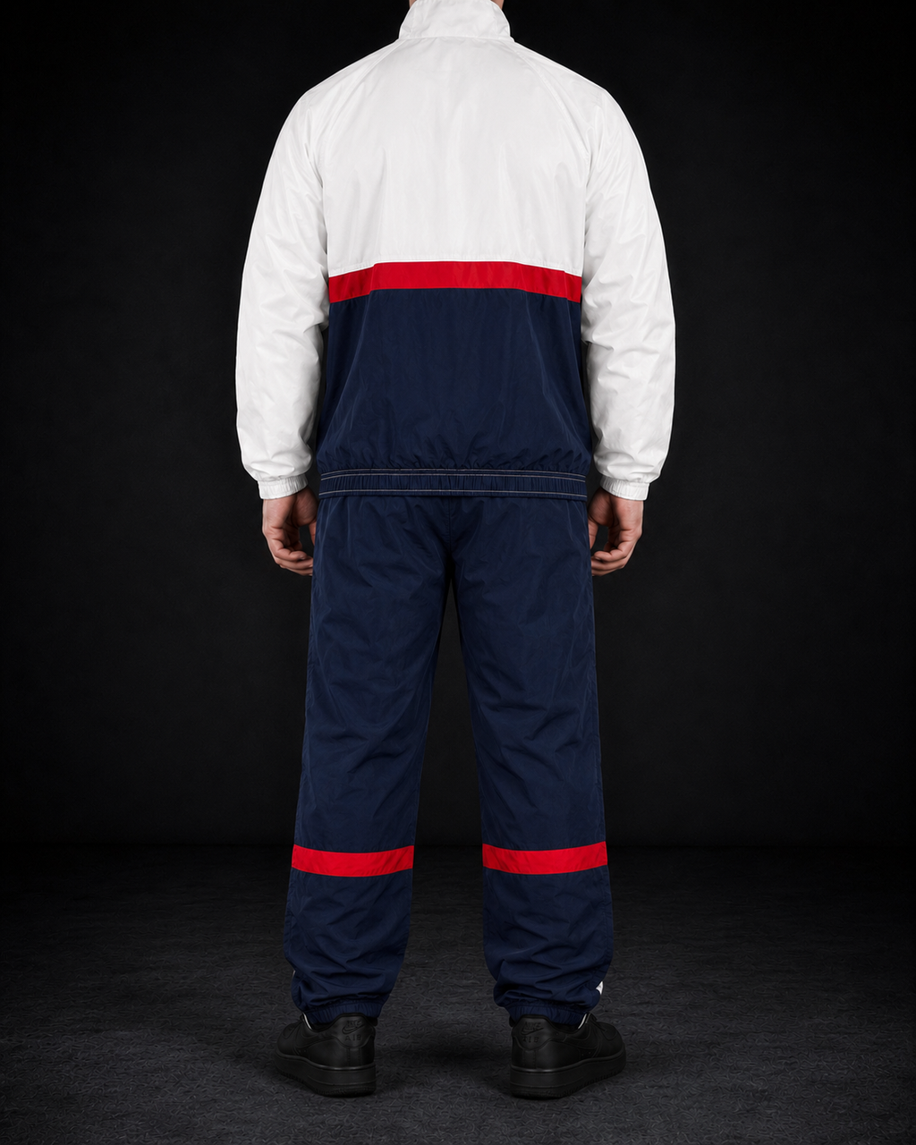 Nike Tracksuit (M)